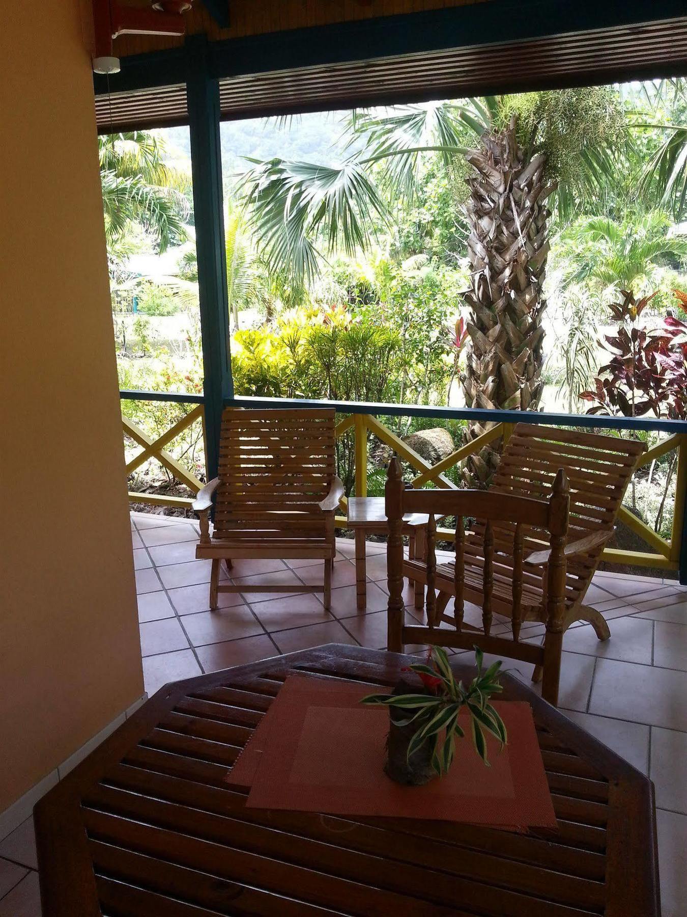 Diguoise Guest House La Digue Bagian luar foto