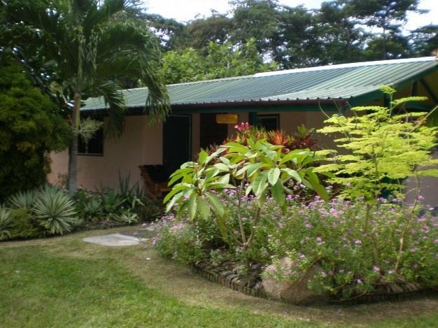 Diguoise Guest House La Digue Bagian luar foto